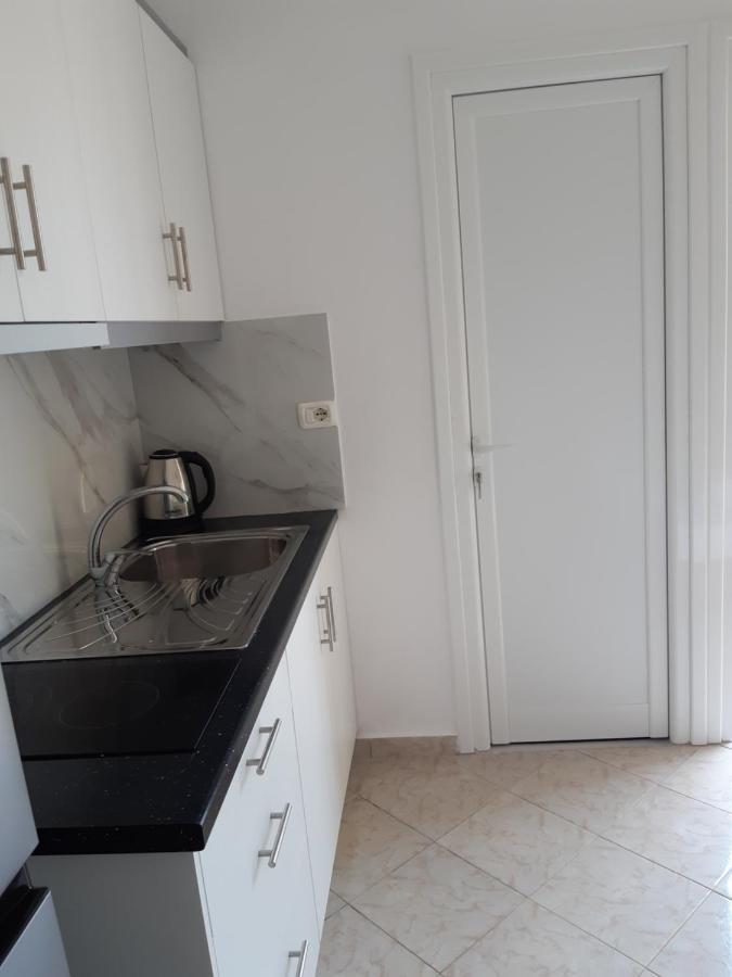 Vila Bilbil Ksamil Habitación foto